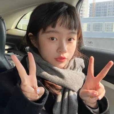 金爪女郎